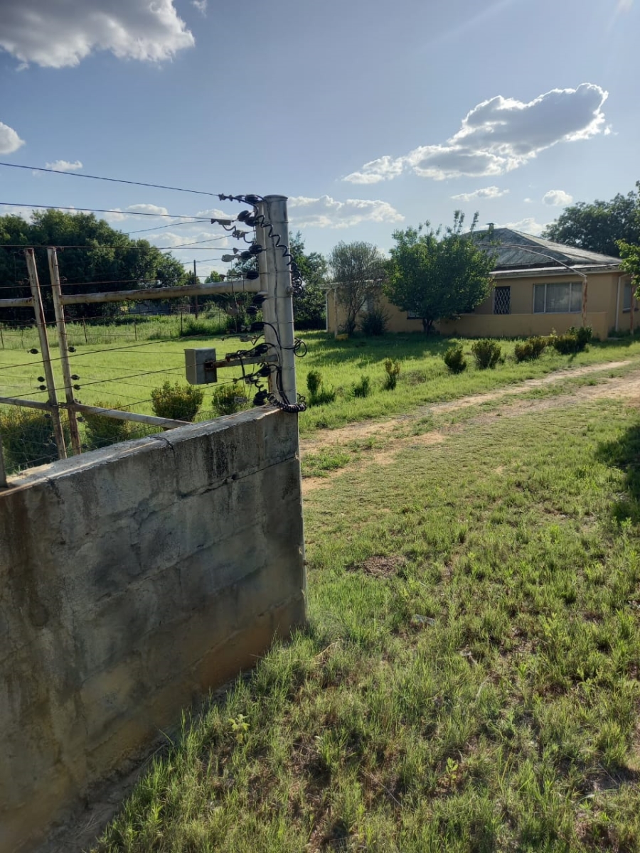 Commercial Property for Sale in Roodewal Free State